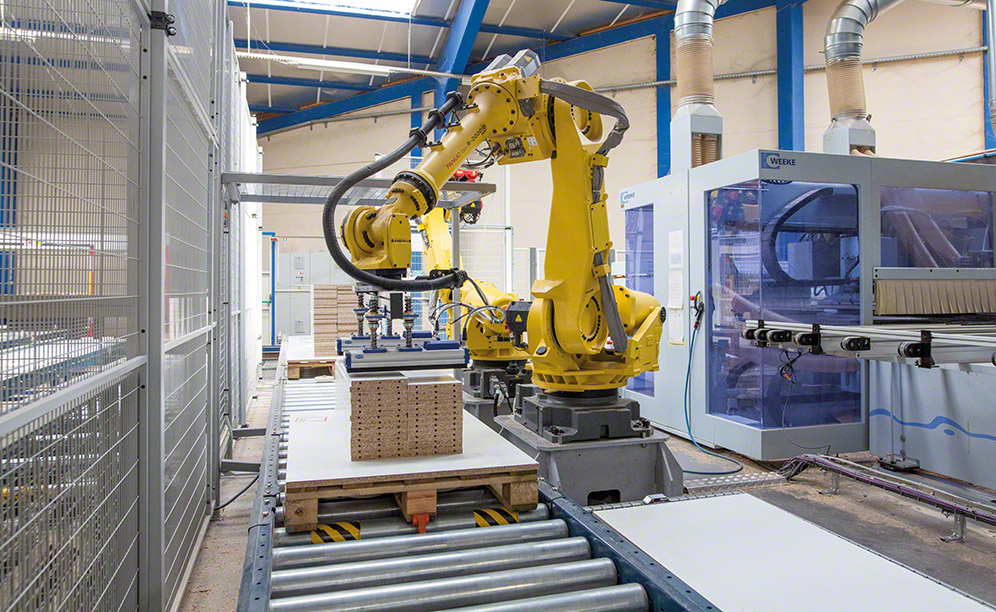 L'automazione del centro e l'utilizzo di robot automatici garantiscono un aumento della produttività e una diminuzione dei costi operativi